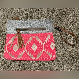 Myra Wristlet